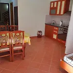 Aldom Apartamento