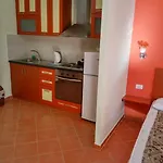 Aldom Apartamento *