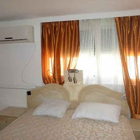 Apartment Aldom